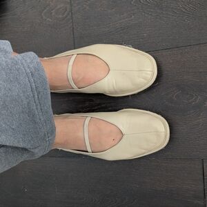 Zara Cream Leather Ballet Square Flats